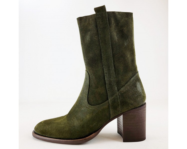 Bottines 8333 en daim duffel de la marque Maroli.