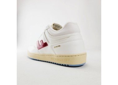 Baskets Vegan Retro 90s de couleurs White Cherry Sky de la marque Flamingo Life.