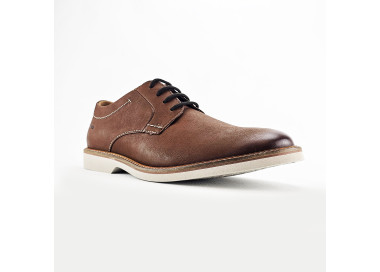 Derby Atticus Lt Lace en cuir Dark Brown de la marque Clarks.