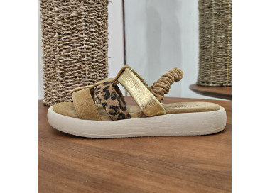 Sandales Izabo en daim Ambre leopard de la marque Minka.