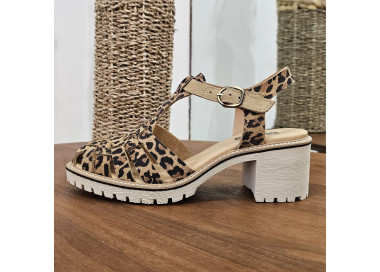 Sandales Maret en daim Leopard de la marque mkd.