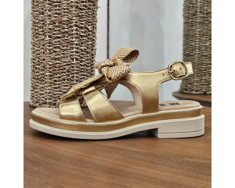 Sandales Dany en cuir Or de la marque MKD.