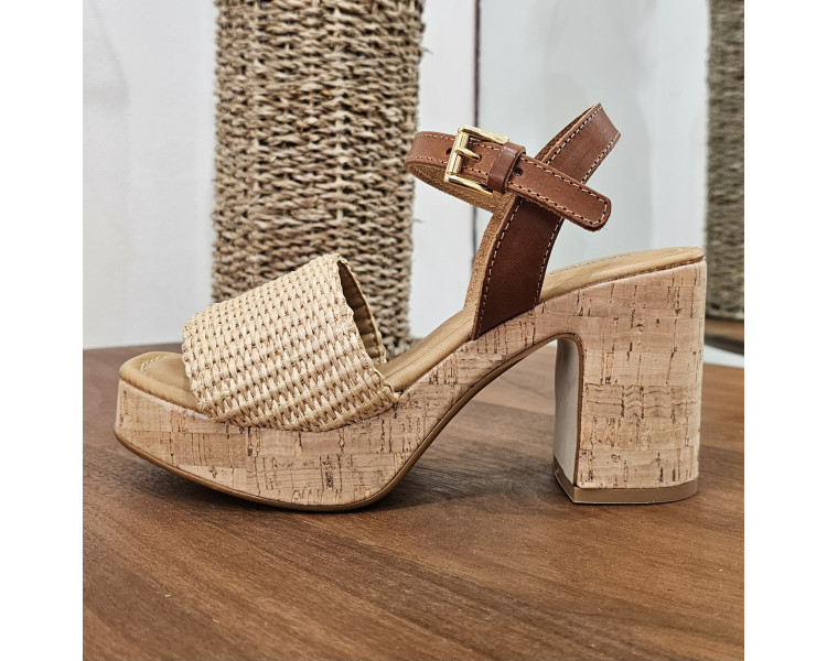 Sandales à talons 4419 en cuir et raffia naturel de la marque Sandro Rossi.