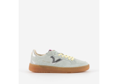 Baskets 806107 en daim mentha de la marque Victoria.